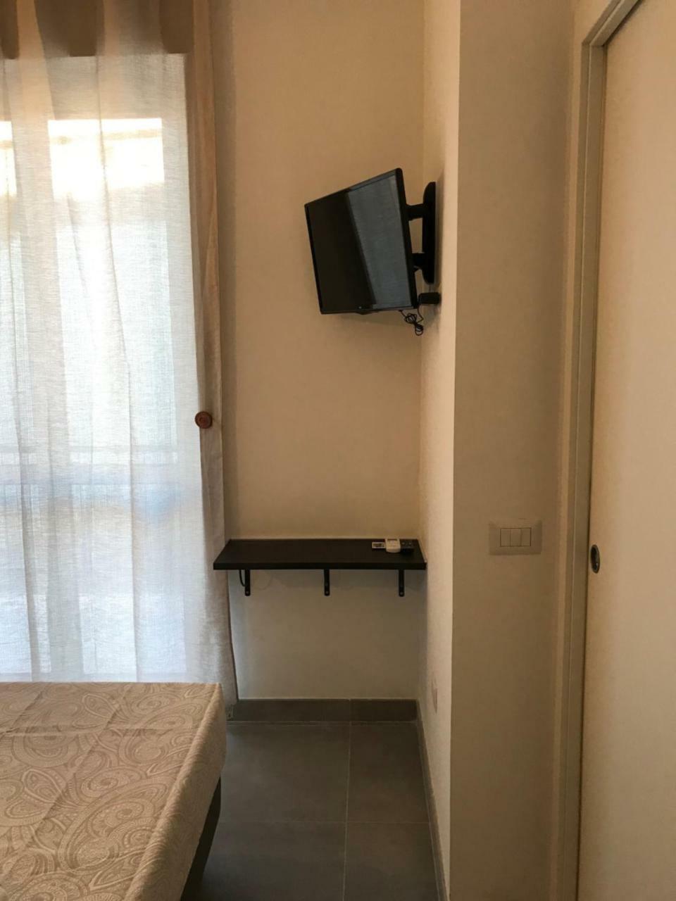Joy Rooms Милано Екстериор снимка